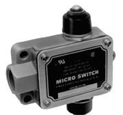 Honeywell Enclosed Switch; Top Plunger; 20A; 250VAC; 1NO 1NC SPDT; 1/2" - NPT Conduit